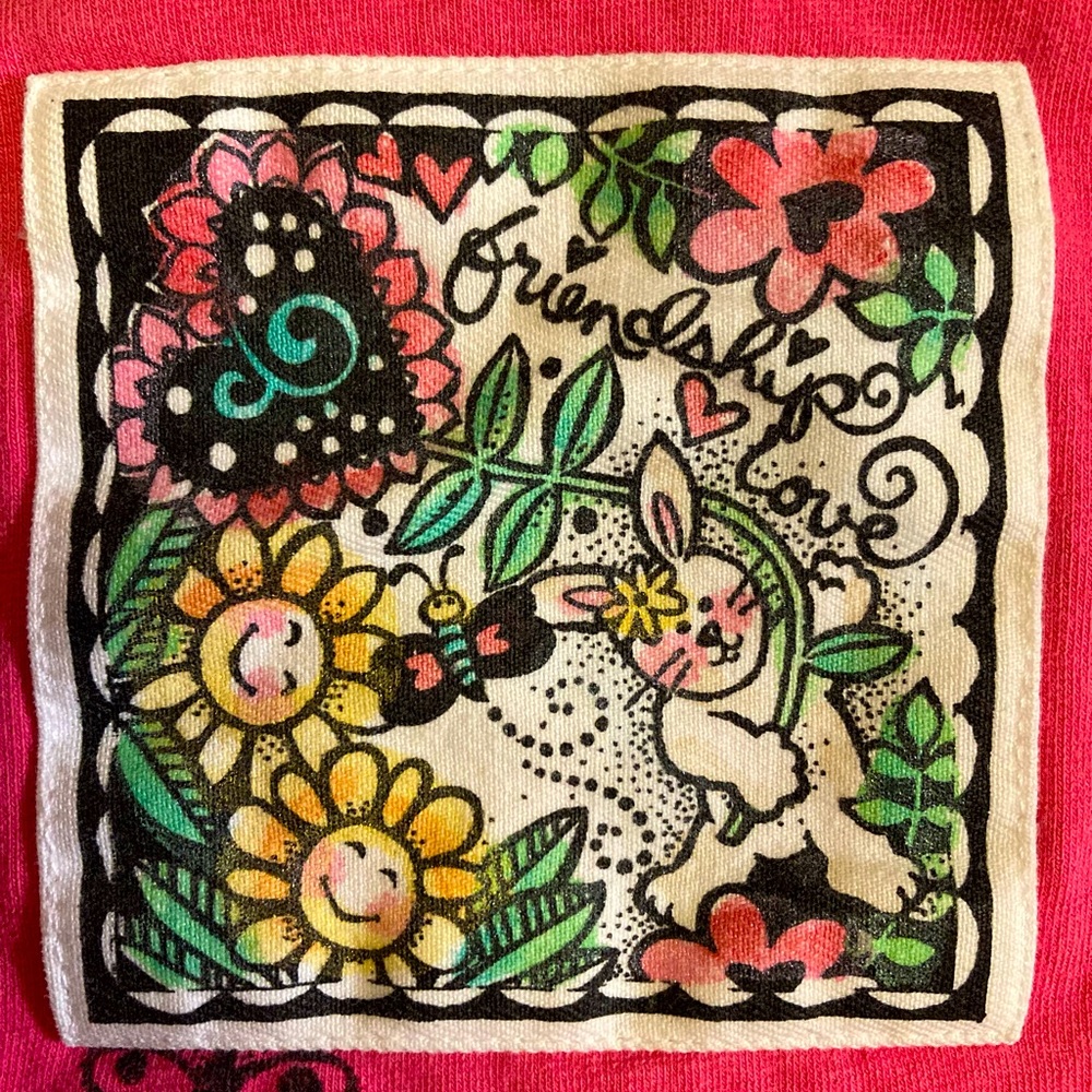 🦋 “Friendship•love & bunny" Tee 🐰